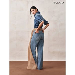 Q777 Pantalones Vaqueros de Mezclilla Rectos de Cintura Alta para Mujer, Fabricante de Jeans de Corte Clásico, OEM Personalizado - Product Image 4