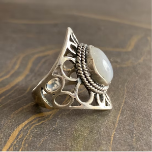 Wholesale 925 Sterling Silver <b>Ring</b> Natural Oval Moonstone Gemstone Unique Cutout Pattern Band Jewelry - Product Image 2