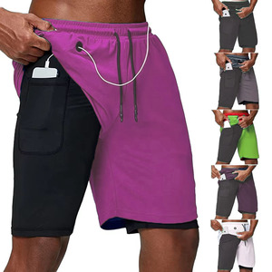 Mezclas de poliéster y elastano para mayor elasticidad. Algunos estilos incluyen un forro interior para mayor comodidad y cobertura. Pantalones cortos deportivos con malla. - Product Image 1