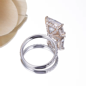 Trouvez une bague en or blanc 18 carats avec diamant taille princesse, diamant de haute qualité, bague de fiançailles classique pour femme - Product Image 3