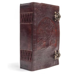Grand carnet de croquis en cuir fait main, arbre de vie et sept chakras en relief, journal artisanal, grimoire, carnet de notes - Product Image 1