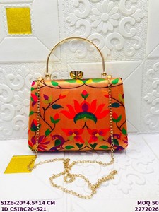 Luxury Handmade Solid Metal <b>Clutch</b> Magnetic Closure Chain Strap Satin Lining 1-1.9L Capacity for Women's Evening Party <b>Wedding</b> - Product Image 2