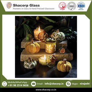 Vela aromática moderna con follaje verde en frasco de vidrio con tapa, elegante decoración de interiores y artículo de regalo. - Product Image 6