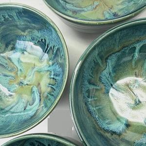 Bol de luxe en céramique, vert sarcelle profond, glaçure réactive, intérieur brillant, sans danger pour les aliments, résistant à la décoloration, pour une vaisselle moderne et élégante - Product Image 3