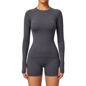 Camiseta de Yoga Personalizada Azul Polvo para Mujer, Texturizada, Manga Larga, Cuello Redondo, Ajustada, para Ejercicio y Fitness - Product Image 5