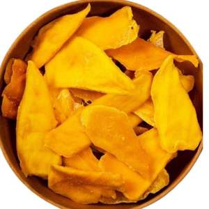 Bandes de mangue séchées dorées de qualité supérieure au Vietnam avec texture moelleuse naturellement douce - Product Image 2