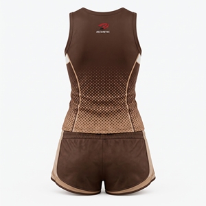 Ensemble moderne deux pièces pour femme : haut sans manches respirant et short assorti – Tenue d'été sportive - Product Image 2