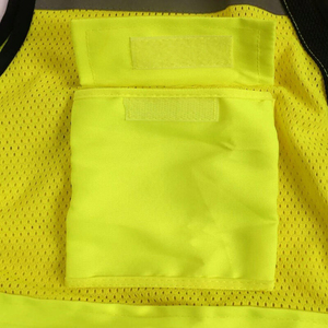 เสื้อกั๊กสะท้อนแสงแบบ Hi-Vis หลายกระเป๋า ระบายอากาศได้ดี ผลิตจากผ้าตาข่าย สำหรับงานก่อสร้าง เสื้อกั๊กความปลอดภัยสูง ขายส่ง รับผลิตตามแบบ OEM - Product Image 3