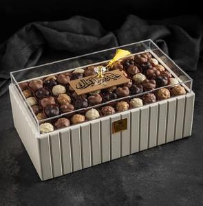 Caja de chocolate acrílica blanca con caligrafía árabe, elegante caja de regalo festiva para guardar chocolates y presentación de dulces - Product Image 4