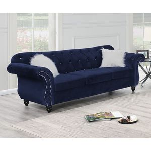 Divano di Lusso in Velluto Indaco con Cuscini, Arredamento Formale per Soggiorno - Product Image 1