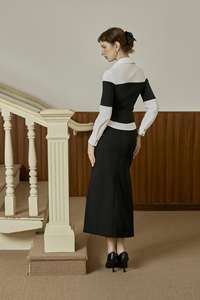 Conjunto de Falda para Mujer, Tejido, Elegante/Formal/Oficina, MARINA - Camisa Caqui con Capas en Blanco y Negro KS49 - Product Image 2