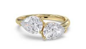 Élégante bague à deux pierres en diamant poire 0,40 ct, diamant de laboratoire, en or jaune, blanc, rose et platine 18 carats - Product Image 2