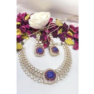 Ensemble de collier et boucles d'oreilles ethniques en moissanite plaqué or de qualité supérieure, idéal pour les mariages, les fiançailles, les cadeaux, les fêtes, bijoux pour femmes - Product Image 1