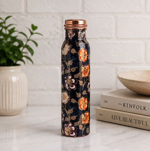 Botella de Agua de Cobre Puro Ecológica con Estampado Floral Botánico de Medianoche, con Opciones Personalizables, Diseño Clásico Portátil para Viajes - Product Image 1