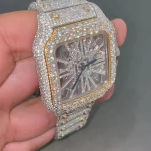 Montre en quartz pour homme Steel Glow Premium sertie de diamants Moissanite, avec une construction durable et un design élégant - Product Image 5