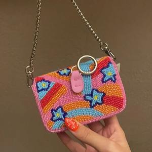 Monedero de mano personalizado con cuentas hechas a mano de alta calidad, genuino y prémium, unisex, con diseños de cuentas hechas a mano más vendidos. - Product Image 2