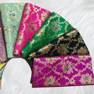 Tissu non tissé brodé exclusif Rangkat, poids moyen, pour les tenues de mariage Lehenga et les accessoires - Product Image 1