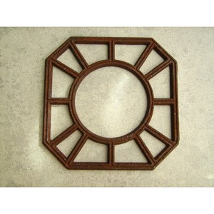 Hot Selling Vintage Octagonal Metal <b>Trivet</b> With Circular Center And Geometric Cutouts For Table Decoration - Product Image 5