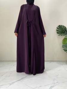 Robe longue modeste musulmane faite à la main, en polyester léger et respirant, avec col en V, ornée de perles et de sequins, idéale pour l'Aïd. - Product Image 1