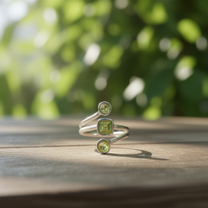 3.6 Grams Fine <b>Peridot</b> <b>Ring</b> - Product Image 3