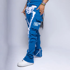 กางเกงขายาวทรงบานแบบมีซิปสำหรับผู้ชาย ปักโลโก้ตามสั่ง มีหลายกระเป๋า ทรง unisex รับผลิตแบบ OEM - Product Image 2