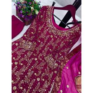 Conjunto de Top y Pantalón de Fiesta para Mujer de Diseñador y Hermoso Dupatta - Product Image 5