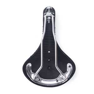 Selle de vélo en cuir noir M.A Leathers B17, rails en acier, design riveté, confort route/MTB, coussin respirant, absorption des chocs - Product Image 4