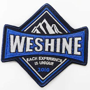 Logotipo personalizado Anime Iron-on Parches bordados Decoración de prendas Parche bordado cosido personalizado para ropa - Product Image 1