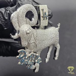 Colgante de Lujo con Diseño de Signo Zodiacal Aries y Nombre Personalizado, Joyería Hip Hop - Product Image 1