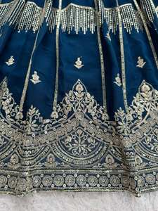 Conjunto de Lehenga Choli de Diseño Bollywood en Faux Georgette con Bordado de Hilo y Lentejuelas y Falda de 3.5m para Fiestas y Eventos - Product Image 6