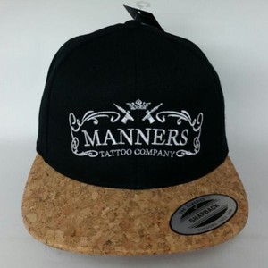 Gorra Snapback Estilo Vintage para Caza, Logotipo Bordado, Negra, 6 Paneles, Unisex, Estilo Urbano, Personalización Disponible - Product Image 3