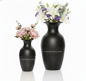 Jarrón de Piso de Aluminio Negro Mate, Moderno, Hecho a Mano, Ecológico, Decorativo de Alta Calidad para Hogar, Hotel u Oficina Contemporáneos - Product Image 2