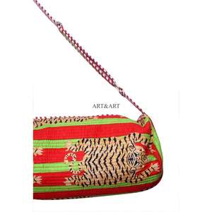 Bolsa de Yoga Acolchada Hecha a Mano con Estampado de Tigre, para Mujer, Verano, Correa Ajustable, Bolsillo con Cremallera, Ligera, Duradera, Moderna - Product Image 4