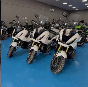 มอเตอร์ไซค์ผจญภัย XADV 750 รุ่นใหม่สี่คัน ขนาด 750 ซีซี สำหรับขับขี่ทั้งบนถนนและนอกถนน ปรับแต่งได้ พร้อมบริการ OEM และ ODM - Product Image 3