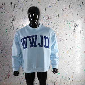 เสื้อสเวตเชิ้ตคอเต่าสีฟ้าอ่อน WWJD ปักลายสีน้ำเงินกรมท่า 100% คอเสื้อกว้าง CLUSH SPORTS - Product Image 5