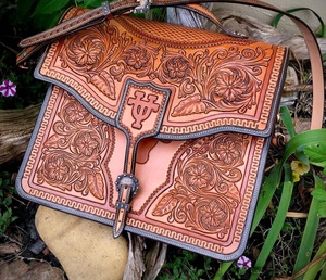 Nouveauté, best-seller, sac bandoulière unisexe en cuir de vachette vintage, design floral artisanal, grande capacité - Product Image 5