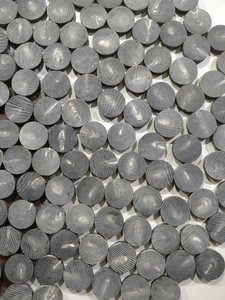 Ébauches de boutons en corne de buffle noire de qualité supérieure Composants de corne véritable faits à la main Caractéristique lavable de Falak World Export - Product Image 5