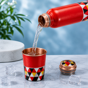 Juego de Botellas de Cobre Meena Design con Vasos de 950 ml, a Prueba de Fugas, Juego de Regalo - Product Image 3