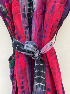 Kimono corto hecho a mano Vintage Rosa y Rojo con tinte de corbata para ella Kimono de seda crepé - Product Image 4