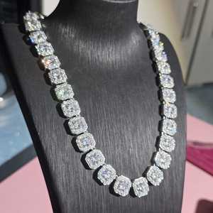 Chaîne Hip Hop Personnalisée en Argent 925 avec Diamants Moissanite VVS Taille Ronde Brillante, Sertie de Griffes, Style Iced Out - Product Image 1