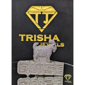 จี้เพชรโมอิสซาไนต์ VVS ดีไซน์รูปสัตว์ "QUISE" ขายส่ง เงินแท้ 925 เครื่องประดับฮิปฮอป โดย Trisha Jewels - Product Image 2