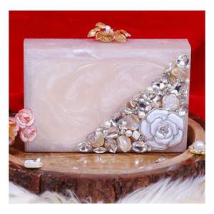 กระเป๋าคลัทช์งานแต่งงานกรอบเรซิ่นสำหรับสุภาพสตรีสุดหรู - Product Image 2