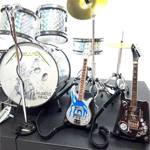 Guitarra y Batería en Miniatura de la Famosa Banda Metalica, Justice For All |   Caja Exclusiva Gratuita para Figuras de Acción - Product Image 3