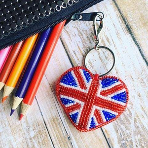 Llavero Artesanal Clásico de Alta Calidad, Duradero, Ecológico, Bordado y Personalizable con Cuentas de Semillas y Trabajo de Hilo - Product Image 3