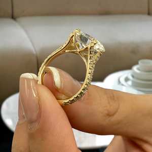 Anillo de sello apilable con diamante marquise de 3.00 CT cultivado en laboratorio, único, para mujer, de oro macizo de 14k, regalo de compromiso o propuesta para ella. - Product Image 3