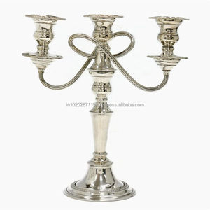 Grand candélabre en aluminium élégant pour les arrangements multi-bougies dans les banquets officiels et les grandes célébrations - Product Image 3