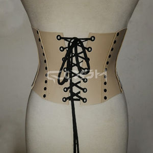 Corset sous-poitrine en cuir beige avec armatures en acier, boucle avant réglable et clous noirs – Vente en gros - Product Image 3