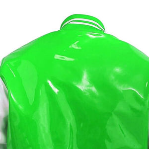 Chaqueta Universitaria Unisex Retro de PVC y Cuero, Estilo Béisbol, con Cuello Alto y Logotipo Frontal - Product Image 3