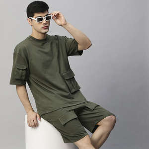 Ensemble streetwear hiver 2 pièces pour homme, qualité premium, grandes tailles, fabrication sur mesure, sweat à capuche et short en tissu éponge. - Product Image 3