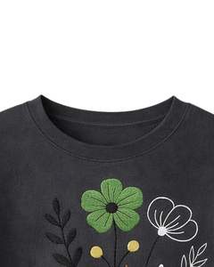 Camiseta Corta Bordada para Mujer, Negra, de Algodón, Casual, Holgada, de Manga Corta, Verano, con Estampado Floral, Moda Urbana, Venta al Por Mayor - Product Image 2